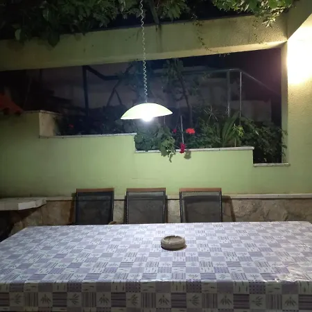Jelena Apartamento *