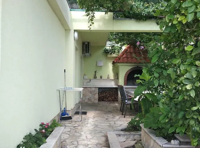 Jelena 아파트 오미스